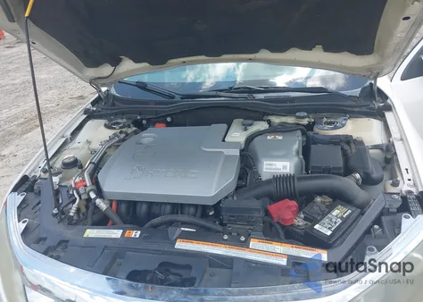 2010 Ford Fusion Hybrid из США, поврежденный, VIN 3FADP0L31AR179076